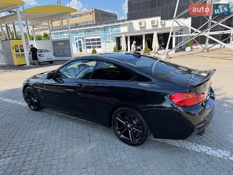 Фото BMW 4 Series з оголошення AUTO.RIA