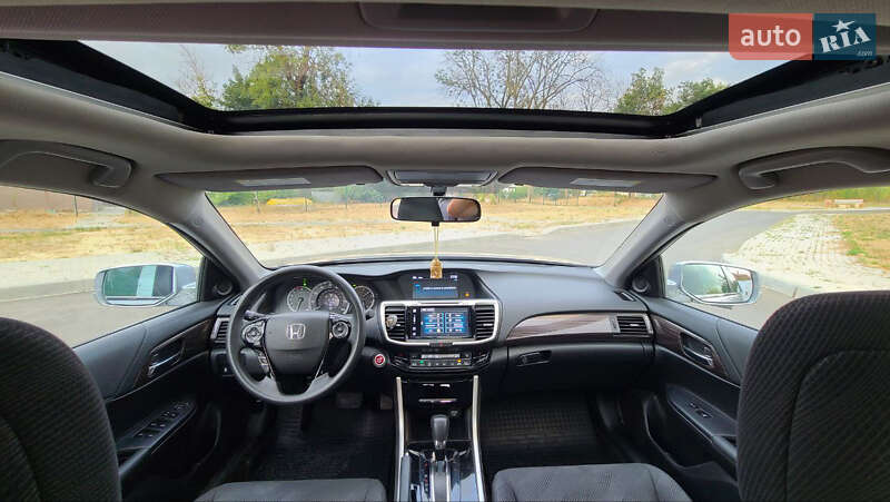Фото Honda Accord з оголошення AUTO.RIA