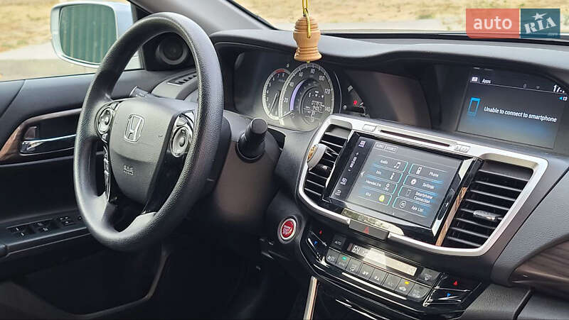 Фото Honda Accord з оголошення AUTO.RIA