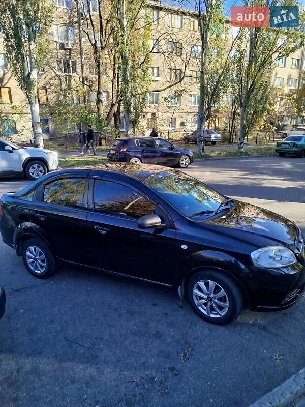 Фото Chevrolet Aveo з оголошення AUTO.RIA