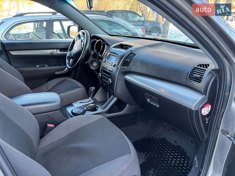 Фото Kia Sorento з оголошення AUTO.RIA