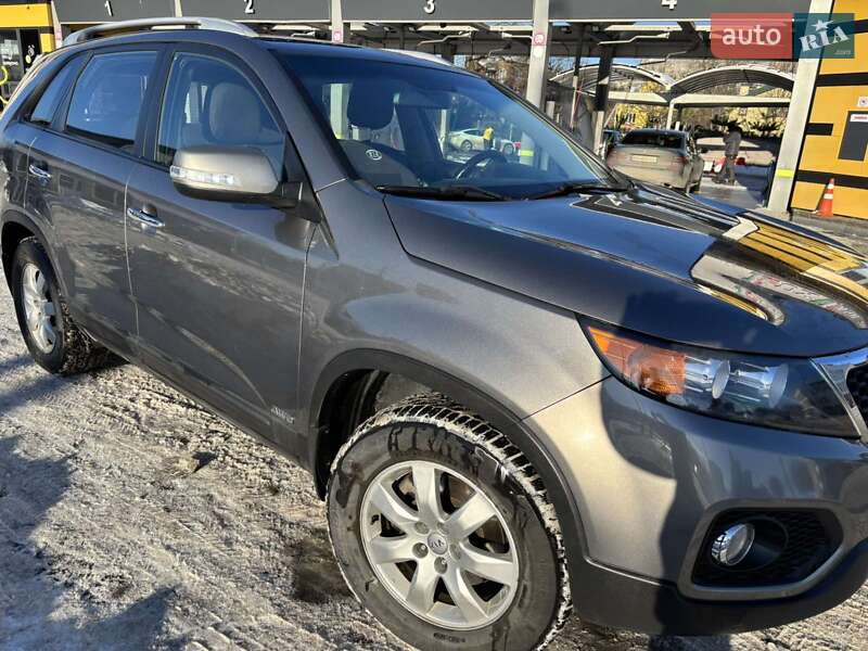 Фото Kia Sorento з оголошення AUTO.RIA