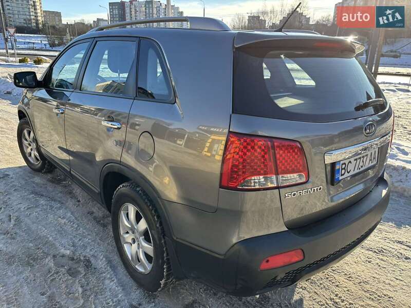 Фото Kia Sorento з оголошення AUTO.RIA