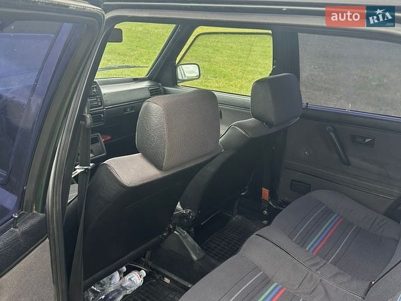 Фото Volkswagen Golf з оголошення AUTO.RIA