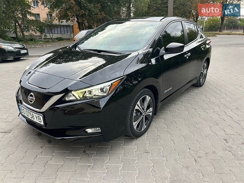 Фото Nissan Leaf з оголошення AUTO.RIA