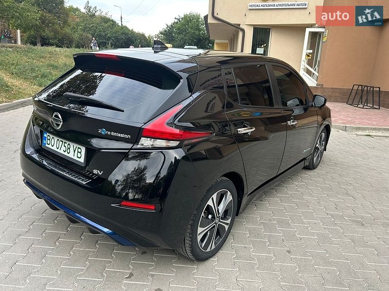 Фото Nissan Leaf з оголошення AUTO.RIA