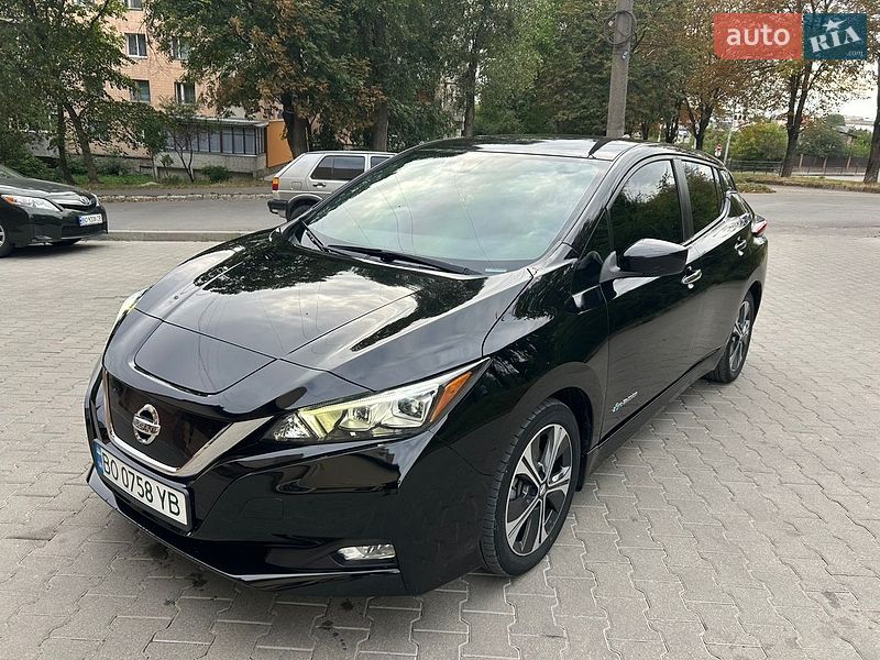 Фото Nissan Leaf з оголошення AUTO.RIA