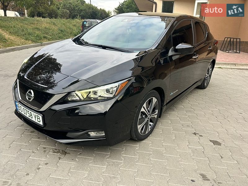 Фото Nissan Leaf з оголошення AUTO.RIA