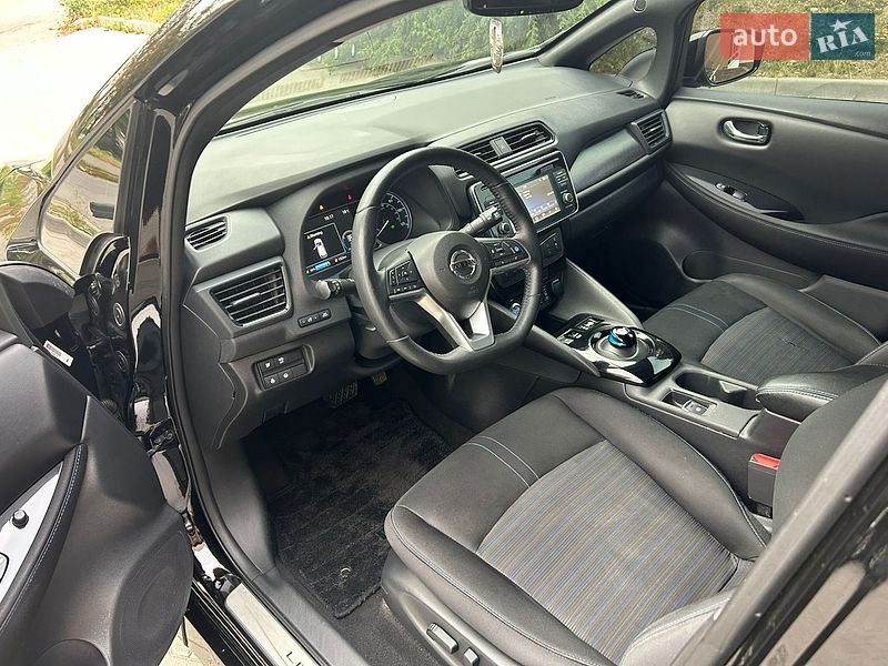 Фото Nissan Leaf з оголошення AUTO.RIA