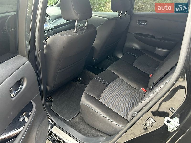 Фото Nissan Leaf з оголошення AUTO.RIA