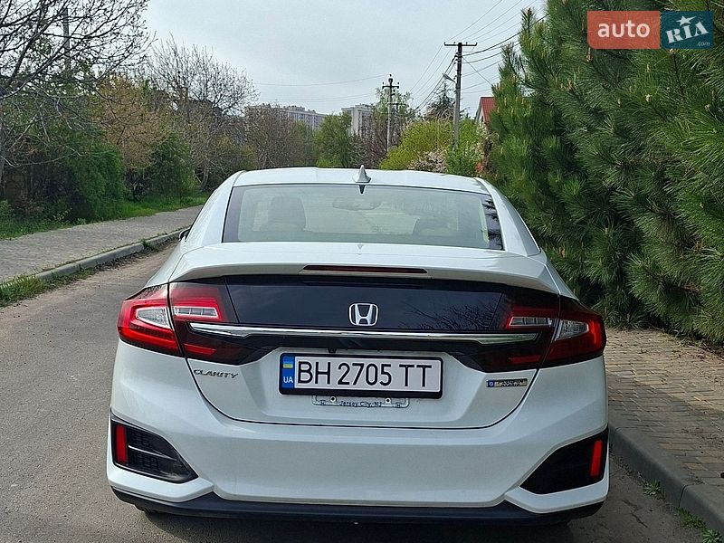 Фото Honda Clarity з оголошення AUTO.RIA