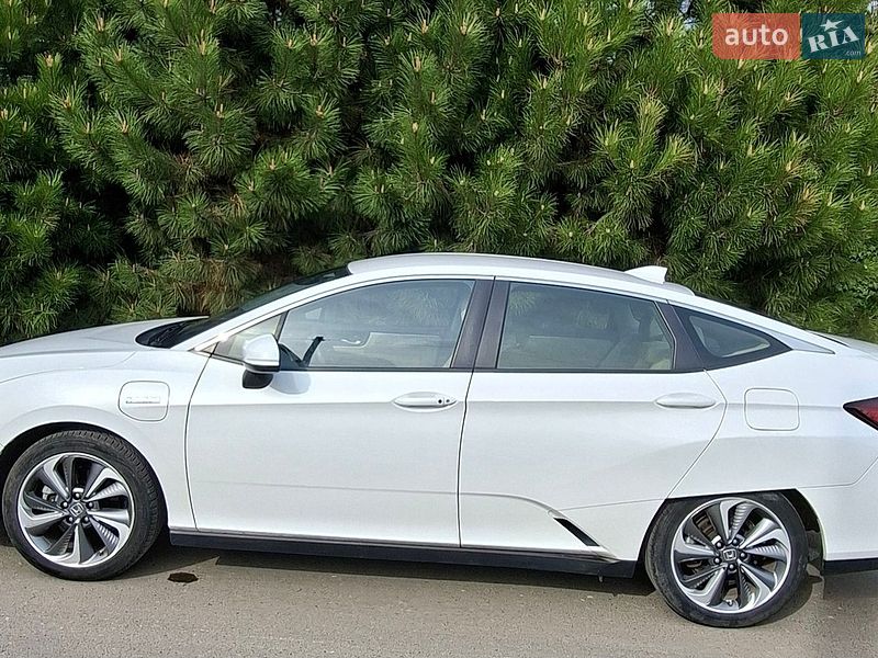 Фото Honda Clarity з оголошення AUTO.RIA
