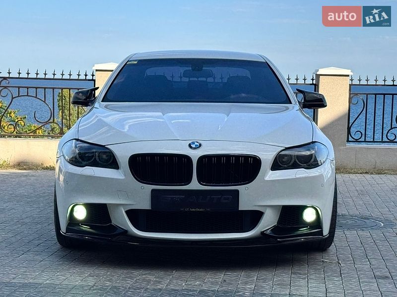 Фото BMW 5 Series з оголошення AUTO.RIA