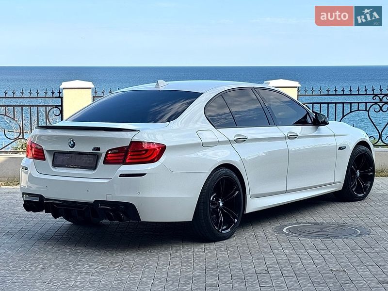Фото BMW 5 Series з оголошення AUTO.RIA