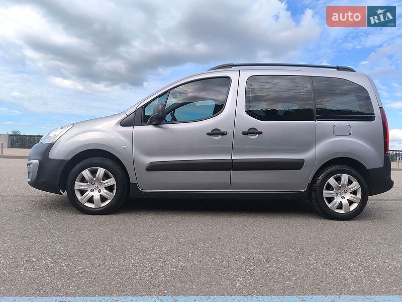 Фото Peugeot Partner з оголошення AUTO.RIA