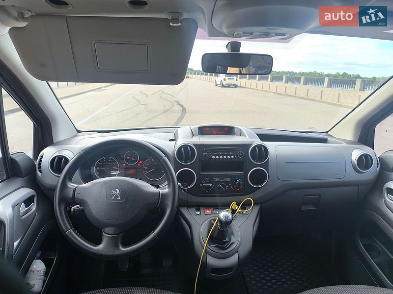 Фото Peugeot Partner з оголошення AUTO.RIA