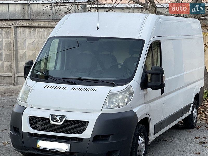 Фото Peugeot Boxer з оголошення AUTO.RIA