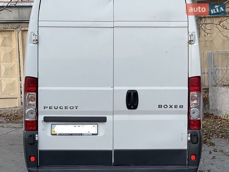 Фото Peugeot Boxer з оголошення AUTO.RIA