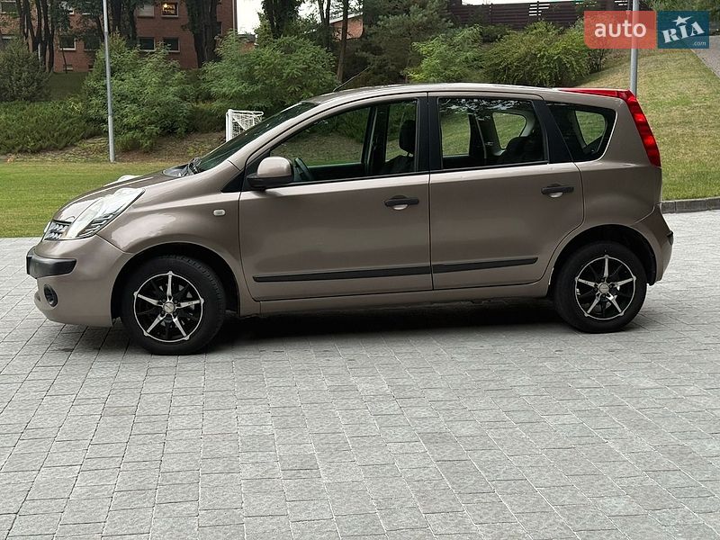 Фото Nissan Note з оголошення AUTO.RIA