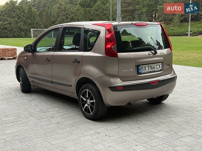 Фото Nissan Note з оголошення AUTO.RIA