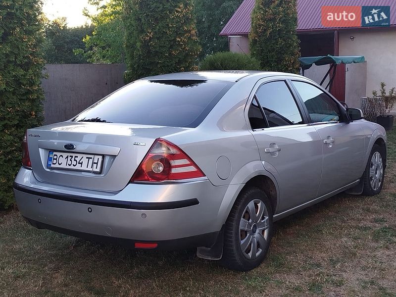Фото Ford Mondeo з оголошення AUTO.RIA