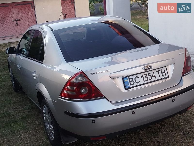 Фото Ford Mondeo з оголошення AUTO.RIA