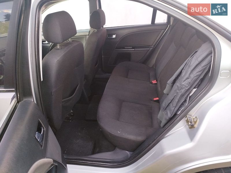 Фото Ford Mondeo з оголошення AUTO.RIA