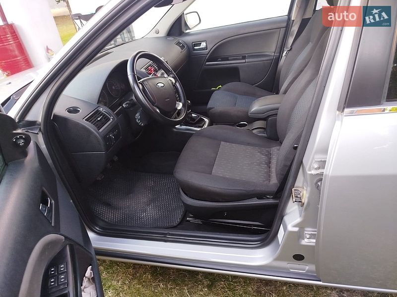Фото Ford Mondeo з оголошення AUTO.RIA