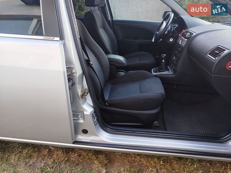 Фото Ford Mondeo з оголошення AUTO.RIA