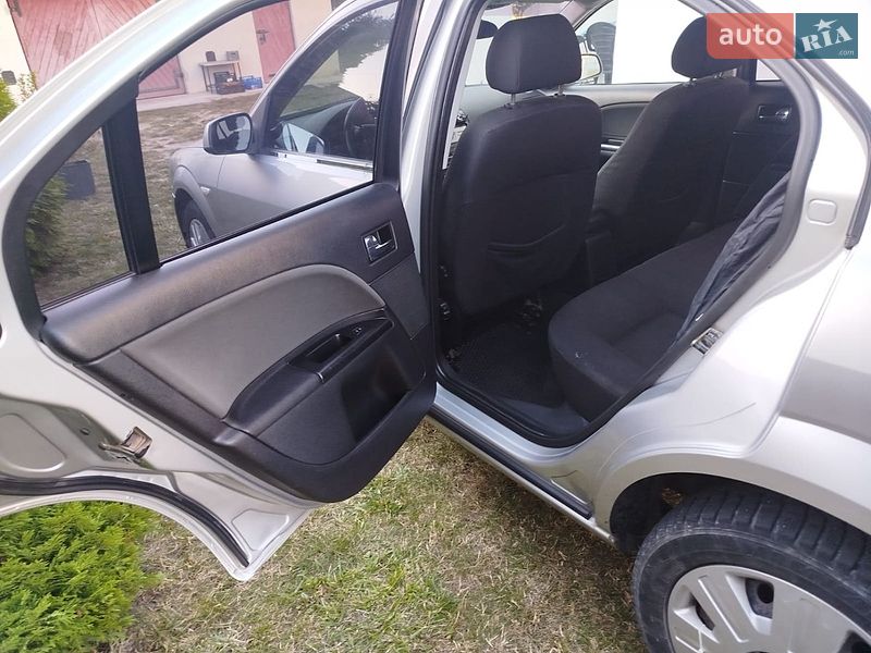 Фото Ford Mondeo з оголошення AUTO.RIA