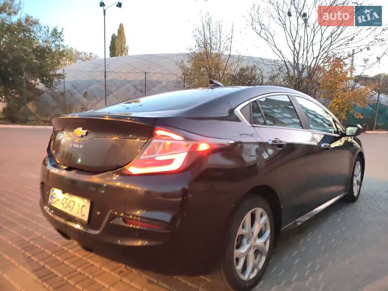 Фото Chevrolet Volt з оголошення AUTO.RIA