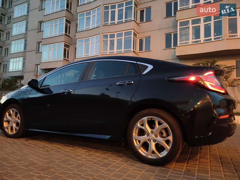 Фото Chevrolet Volt з оголошення AUTO.RIA