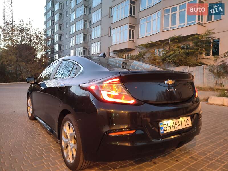 Фото Chevrolet Volt з оголошення AUTO.RIA