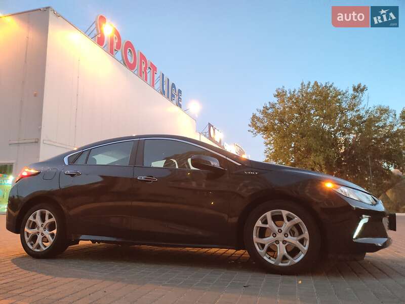 Фото Chevrolet Volt з оголошення AUTO.RIA