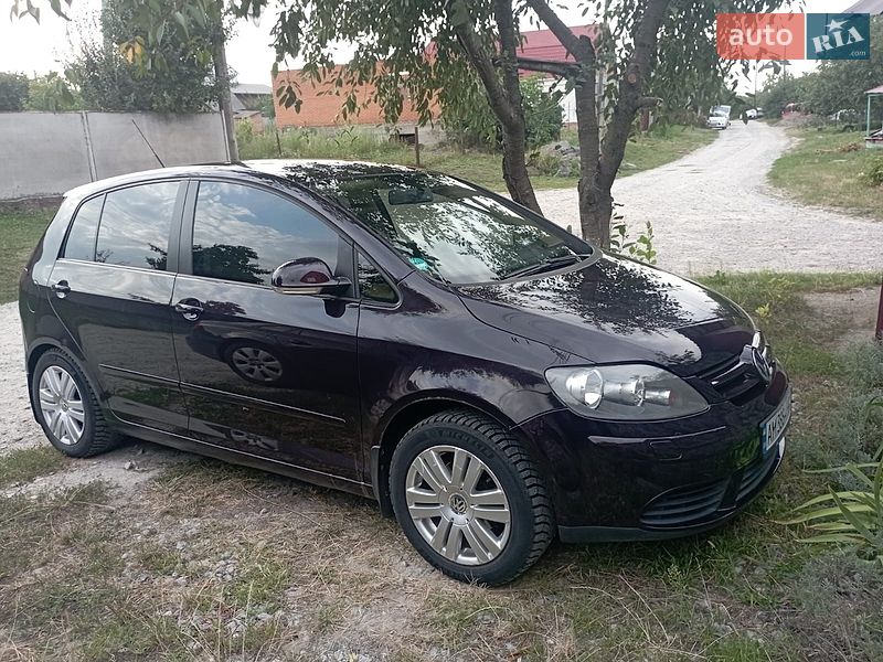Фото Volkswagen Golf Plus з оголошення AUTO.RIA