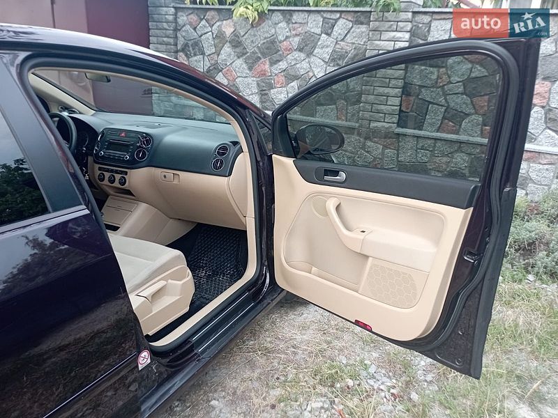 Фото Volkswagen Golf Plus з оголошення AUTO.RIA