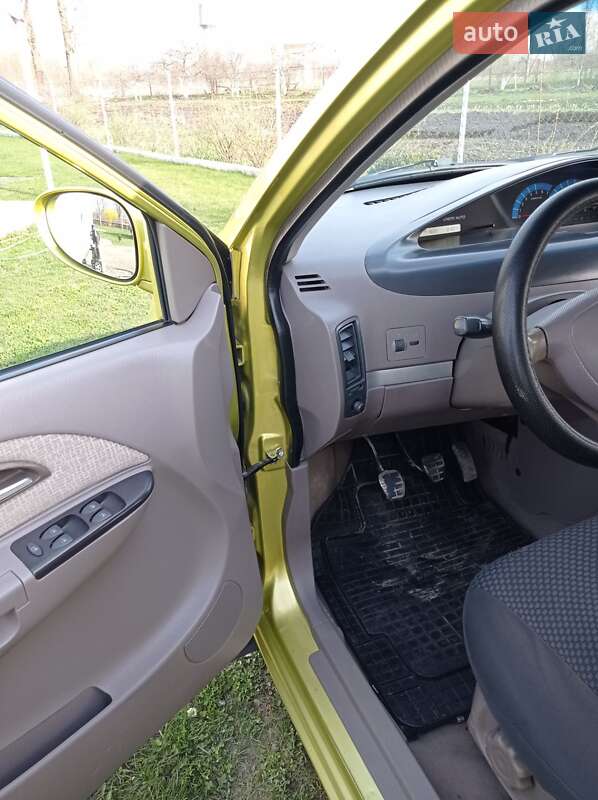 Фото Chery Jaggi з оголошення AUTO.RIA