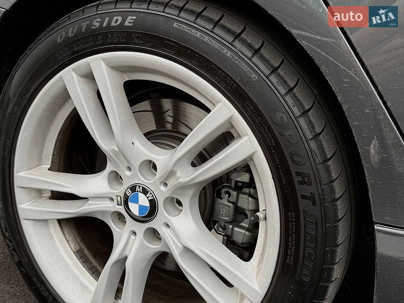 Фото BMW 3 Series з оголошення AUTO.RIA