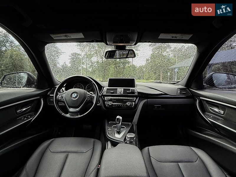 Фото BMW 3 Series з оголошення AUTO.RIA