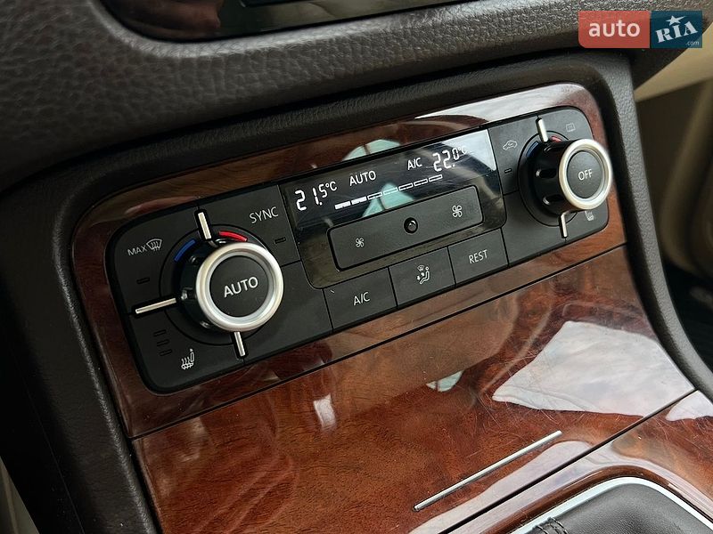 Фото Volkswagen Touareg з оголошення AUTO.RIA