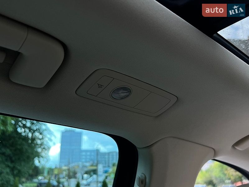 Фото Volkswagen Touareg з оголошення AUTO.RIA
