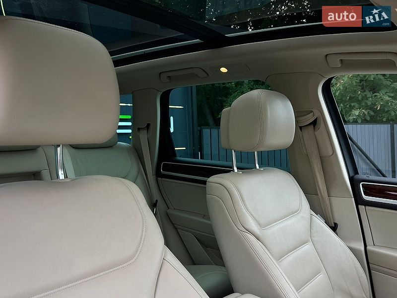 Фото Volkswagen Touareg з оголошення AUTO.RIA