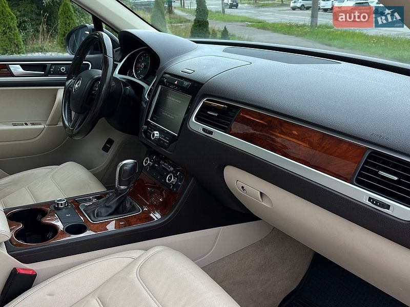Фото Volkswagen Touareg з оголошення AUTO.RIA