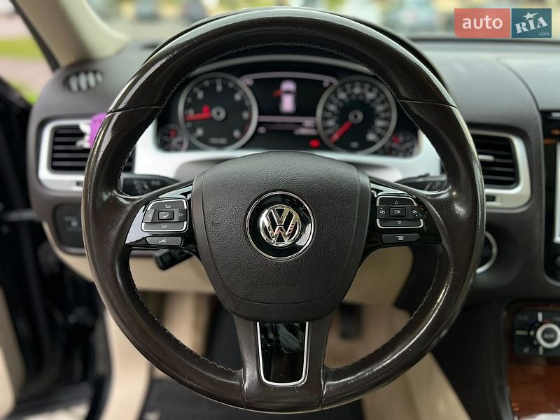 Фото Volkswagen Touareg з оголошення AUTO.RIA