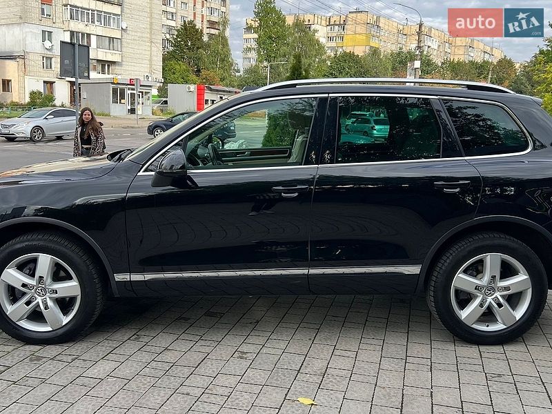 Фото Volkswagen Touareg з оголошення AUTO.RIA