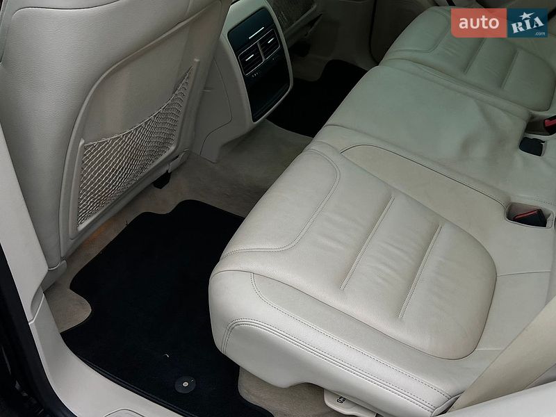 Фото Volkswagen Touareg з оголошення AUTO.RIA