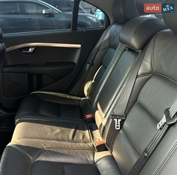 Фото Volvo S80 з оголошення AUTO.RIA
