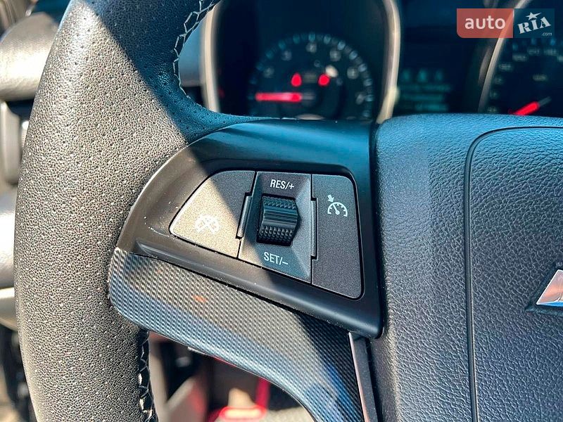 Фото Chevrolet Malibu з оголошення AUTO.RIA