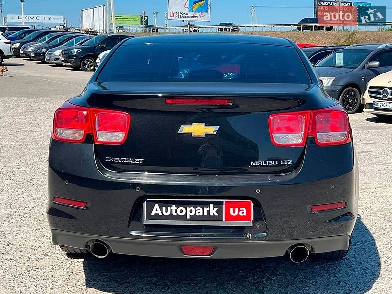 Фото Chevrolet Malibu з оголошення AUTO.RIA