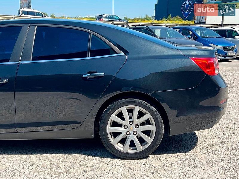 Фото Chevrolet Malibu з оголошення AUTO.RIA